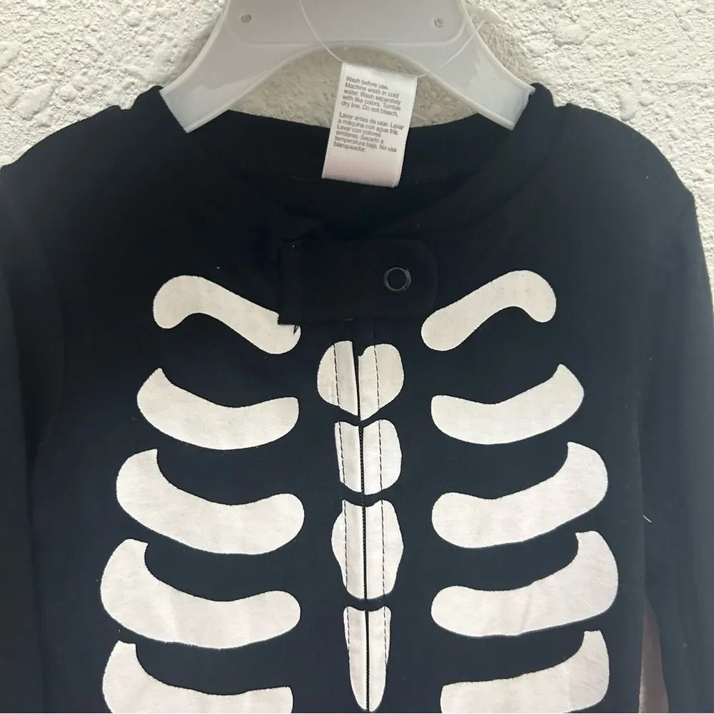 Modern Kids Skeleton Halloween Footie Pajamas with Hat NEW 18M